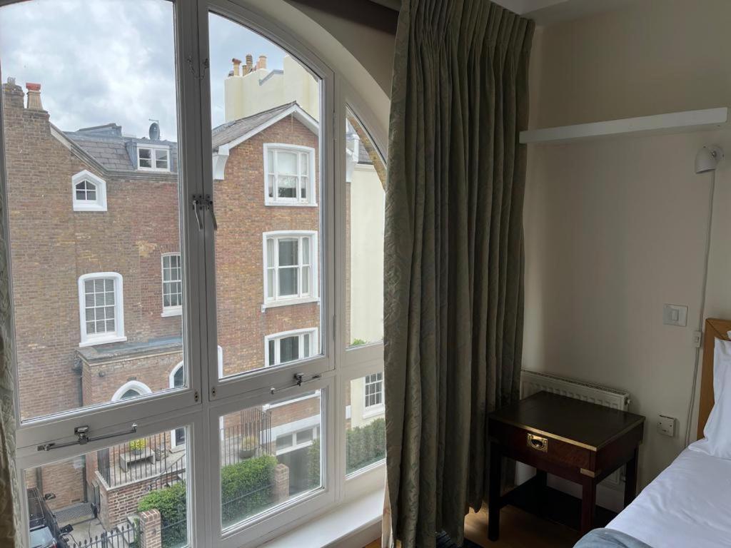 Serene Townhouse With Parking London Exterior foto